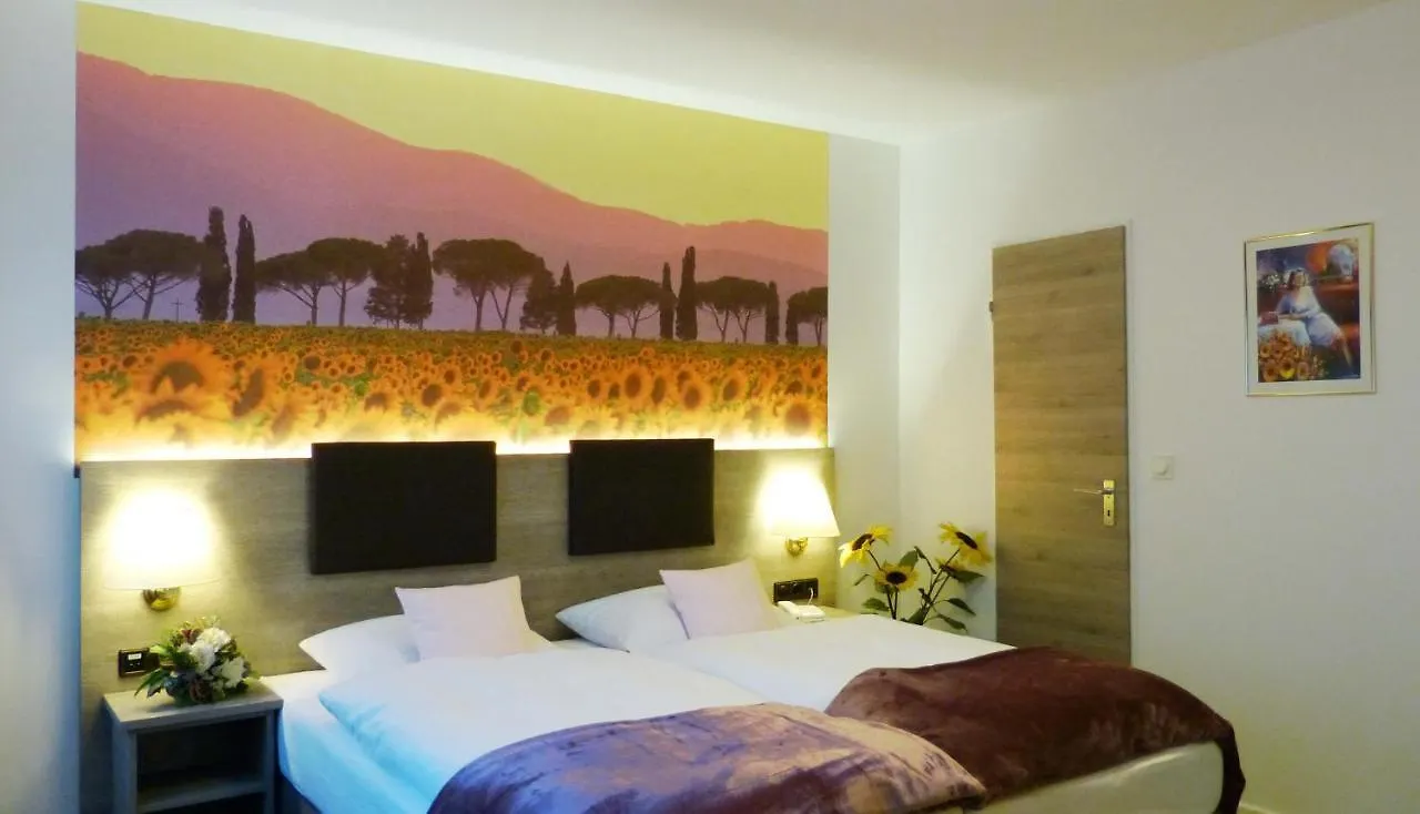 Hotel Wurms Düsseldorf 3*,
